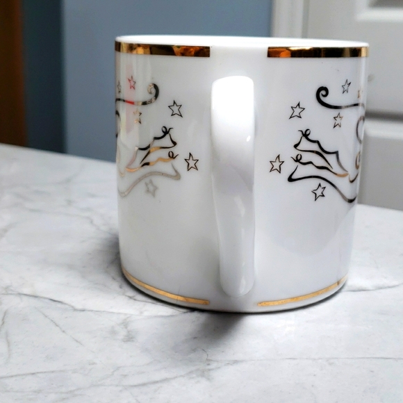 Rudolph Flying Right Gold Rimmed Mug - Picture 2 of 7
